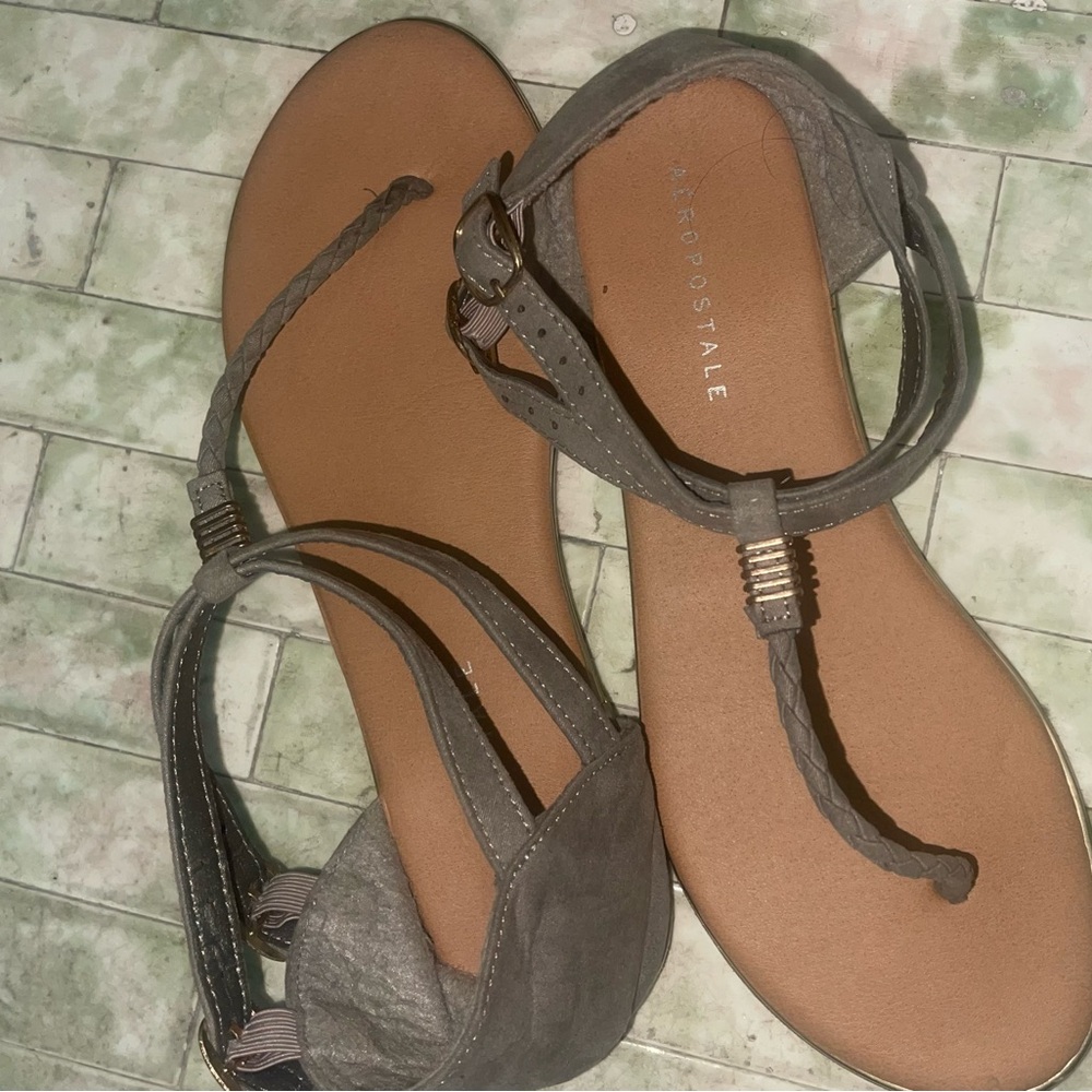 Aeropostale Gray Sandals T-Strap Minimalist Design